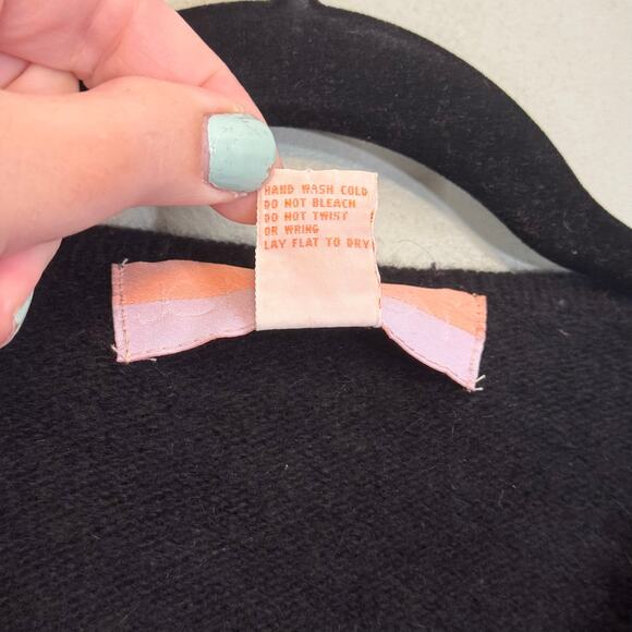 Jon St Jon VTG Sweater Women S Black Lambswool Sequin Beaded Pullover Sweater - Picture 8 of 8